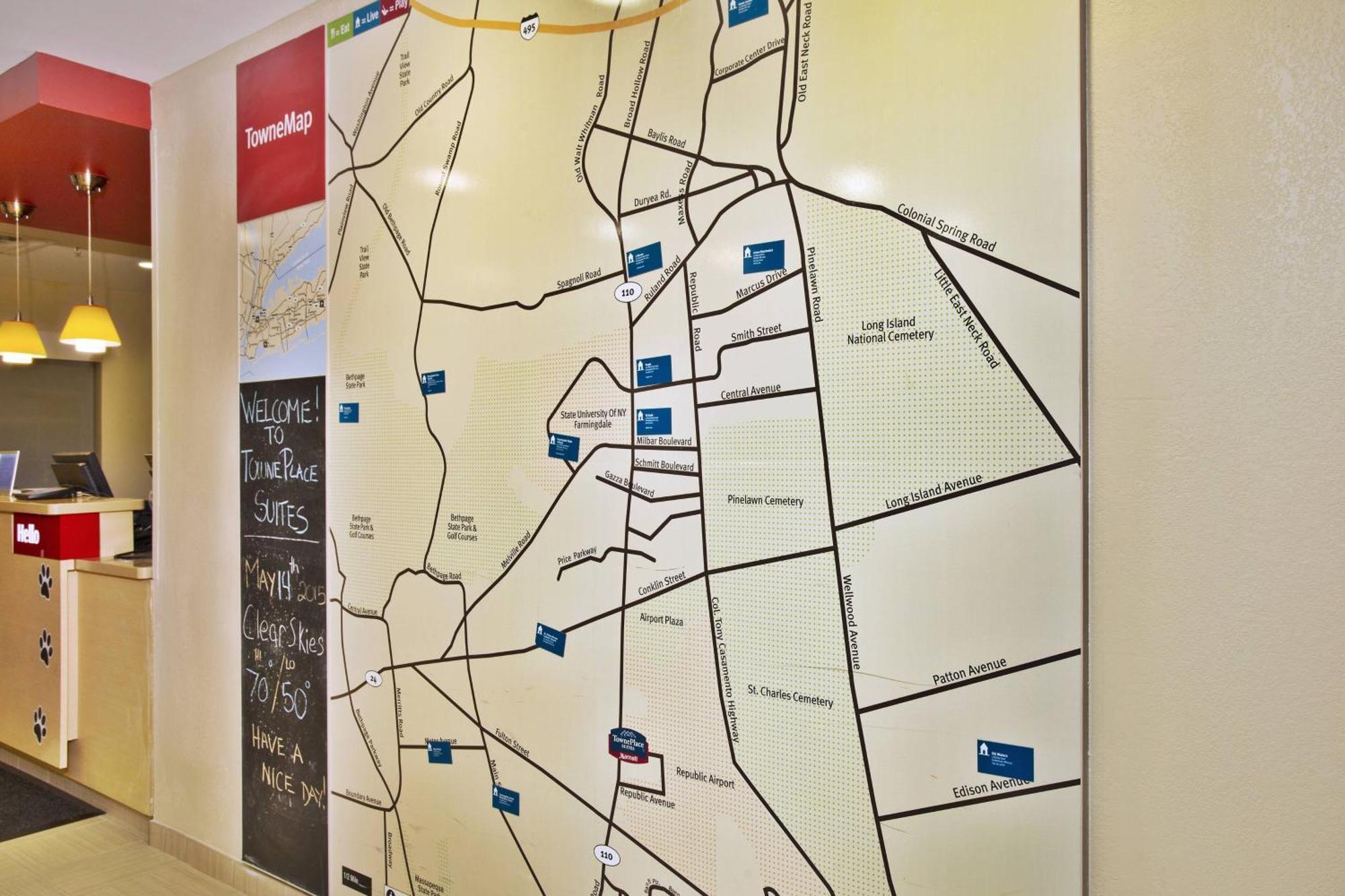长岛法明戴尔利帕布力克机场广场套房酒店 法明代尔 外观 照片